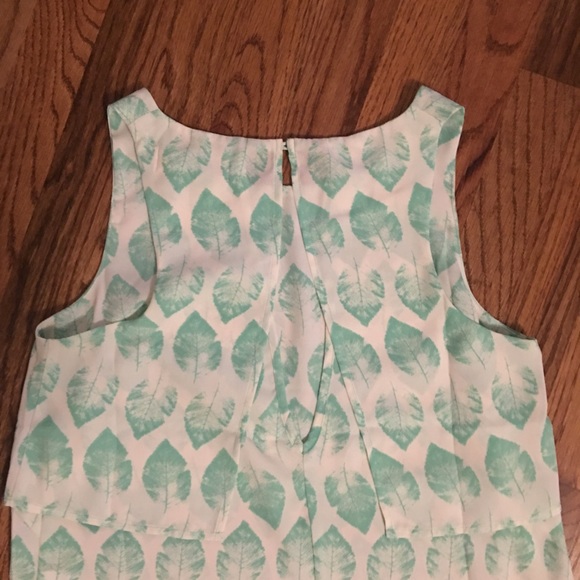 Pants Store top - Picture 4 of 4